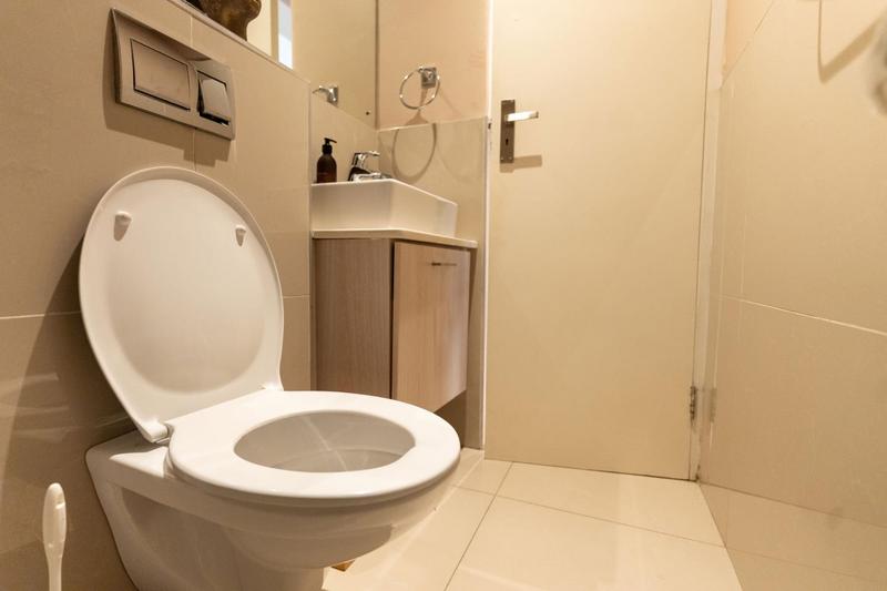 1 Bedroom Property for Sale in Mouille Point Western Cape